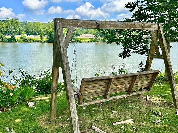 4th image of 4145 Old River Rd