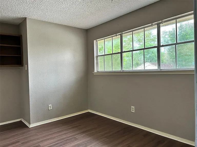 23122 Dew Wood Ln — Photo 6