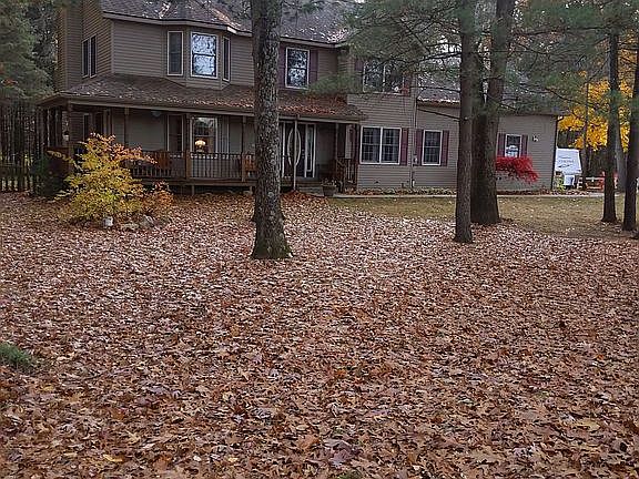5th image of 11107 Oakwood Dr