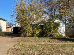 307 N Oklahoma St, Thomas, OK 73669