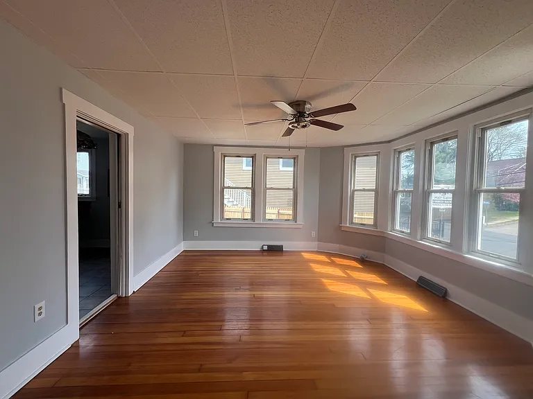 353 Broad St #1 — Photo 2