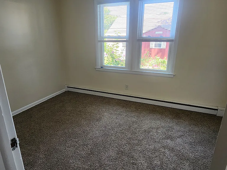 Bedroom area 1.