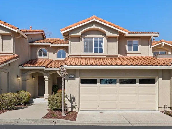 20050 Summercrest Dr, Castro Valley, CA 94552