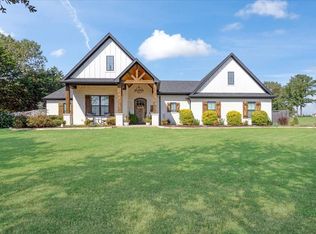 260 Lakeview Dr, Denison, TX 75020