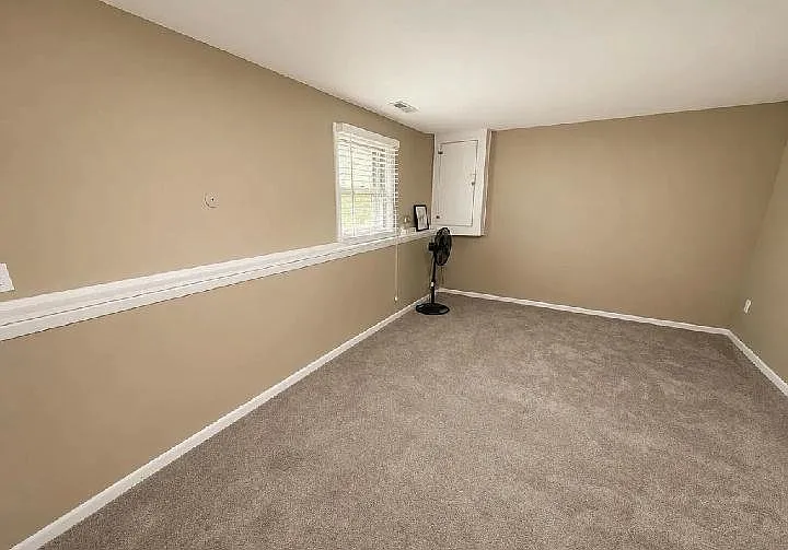 23 McDonald Dr — Photo 7