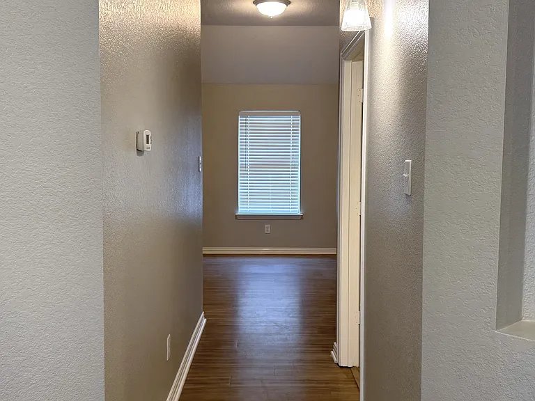 60 Kramer Ln — Photo 14