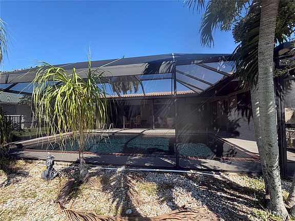 3rd image of 431 EXUMA COURT