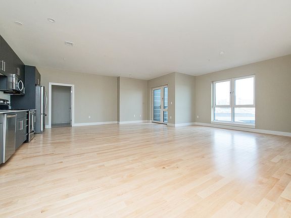 4th image of 455 E 1st St #102