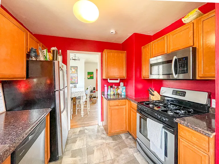 730 Poplar St — Photo 8