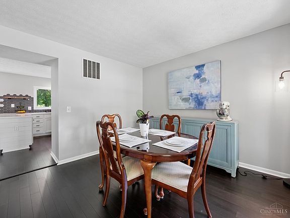 4th image of 4176 Knollview Ct