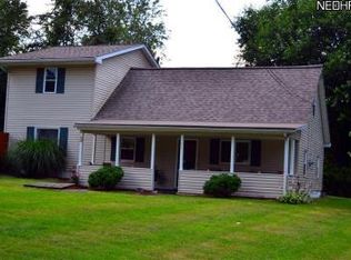 914 Milo White Dr, Akron, OH