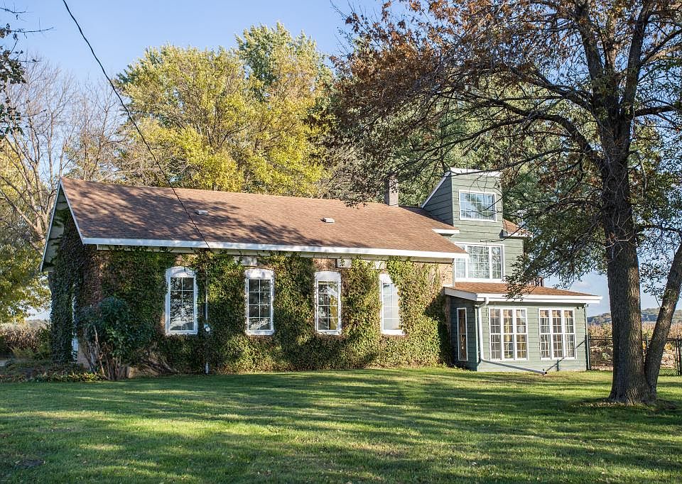 1st image of 551 County Road Mm E