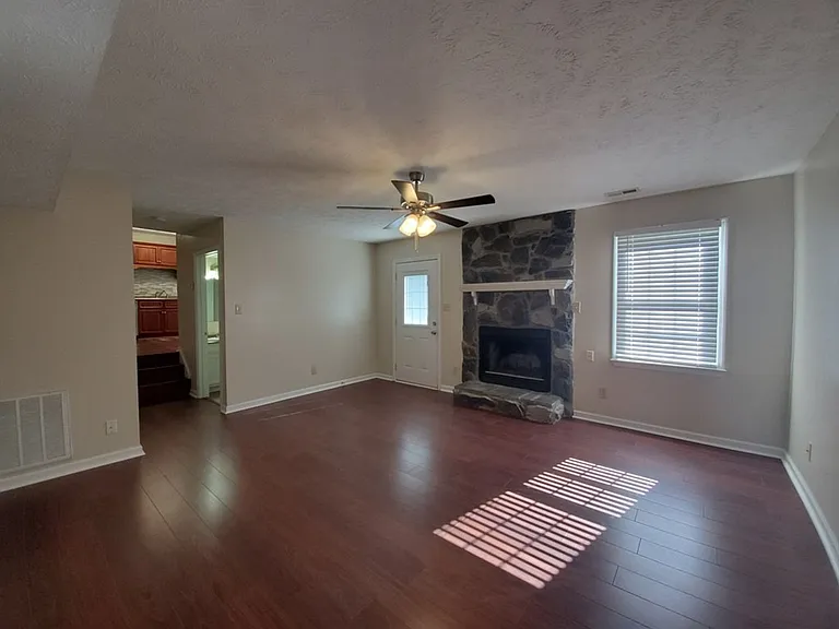 7886 Uriah Dr — Photo 5