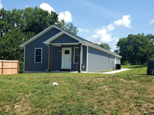 1109 W Vine St, Brownstown, IN 47220