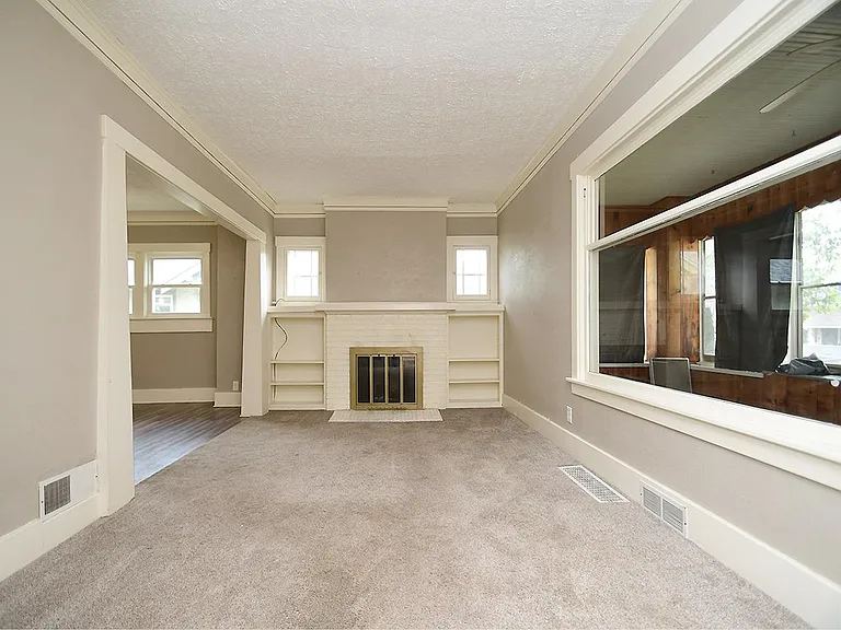 2723 Newport Ave — Photo 27
