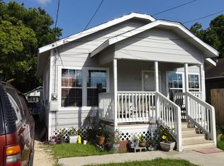 1228 Pine St, Baytown, TX 77520