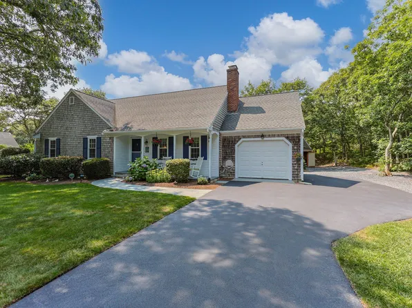 18 Echo Woods Road, Harwich, MA 02645