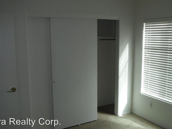 5th image of 6649 S Luxor Way