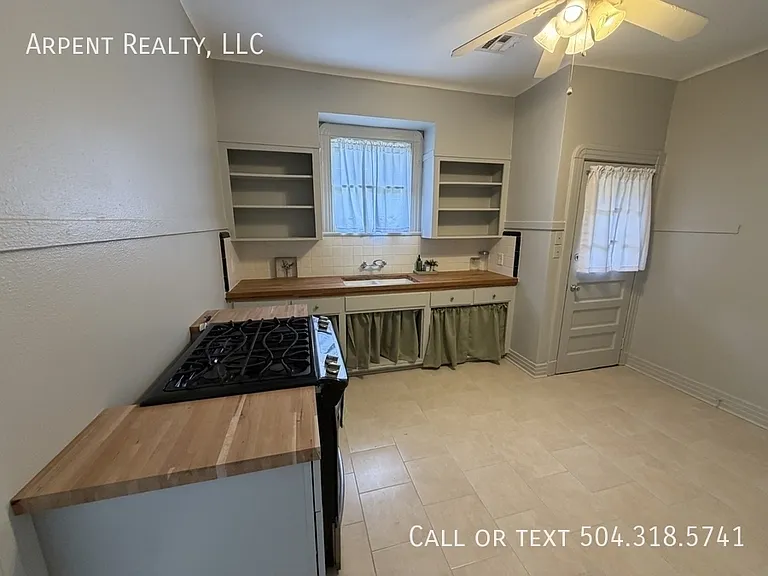 946 Mehle St #946 — Photo 4