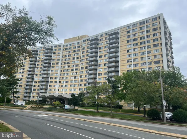 301 N Beauregard St APT 712, Alexandria, VA 22312