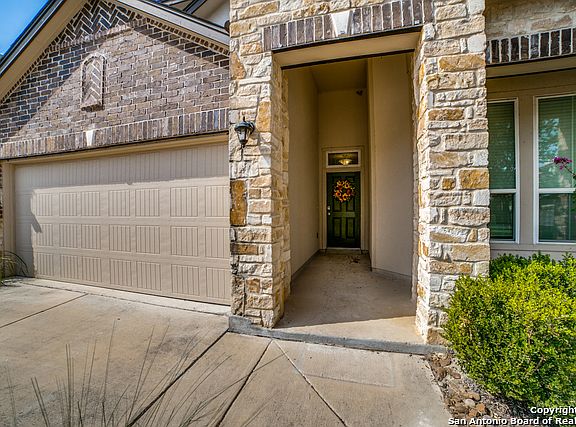 3rd image of 12211 Cooke Way