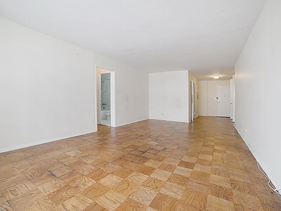 4th image of 401 E 89th St APT 4J