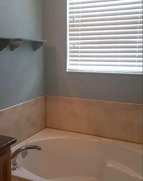1933 Varick Way — Photo 12