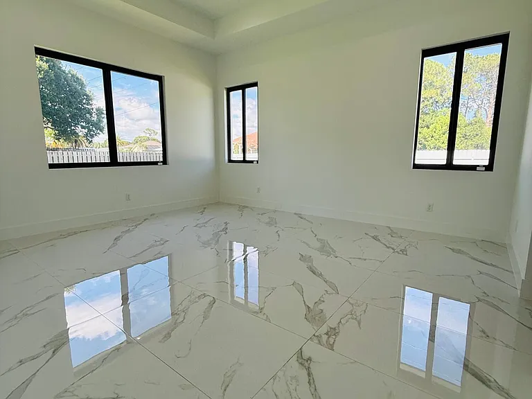 1701 SW Cannon Ave — Photo 6