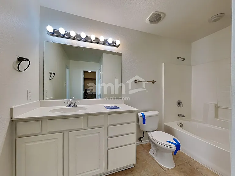 6732 Friendsway Dr — Photo 9