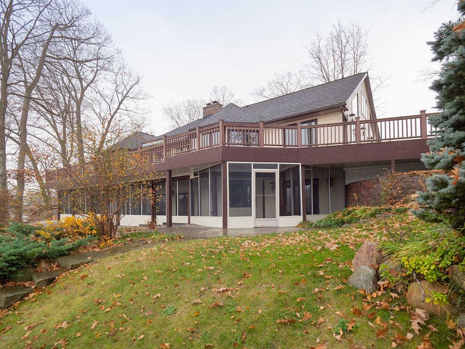 46880 Reeder Rd, Decatur, MI 49045 | Zillow