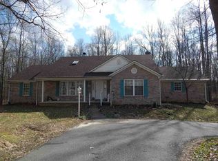 3618 Austin Dr, Bedford, IN 47421