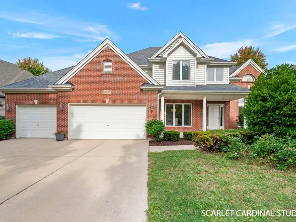 352 Avena Cir, Naperville, IL 60565