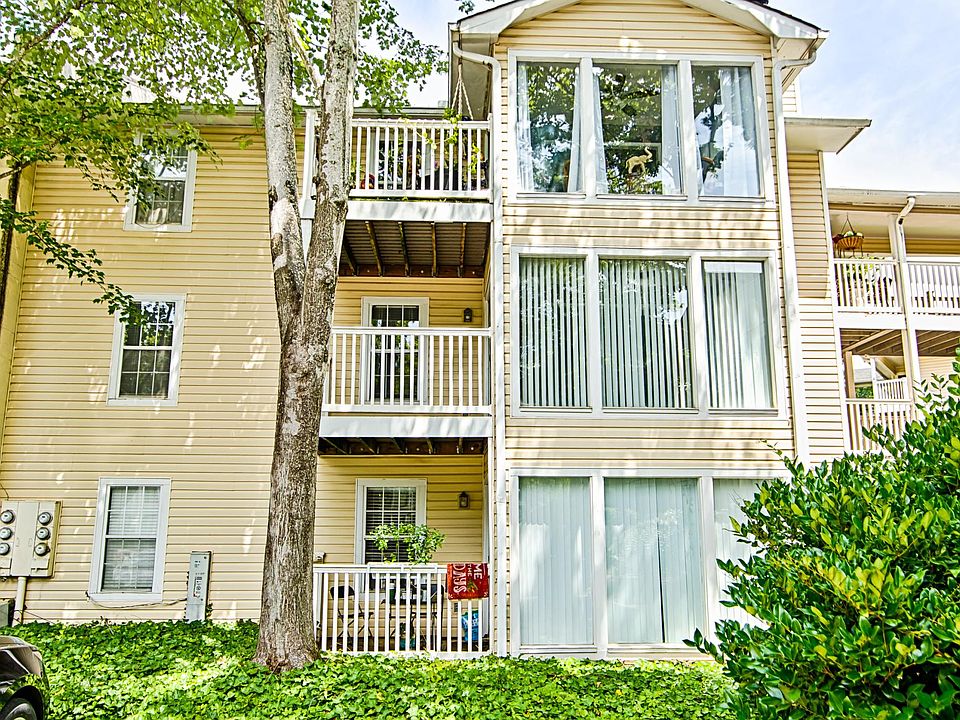 1st image of 1102 Augusta Dr #1102