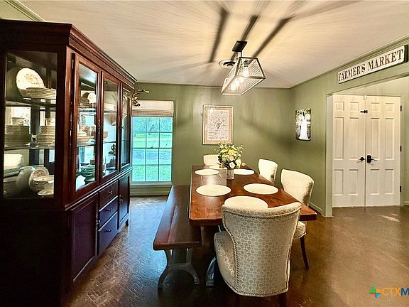 4th image of 1 Circle Ln
