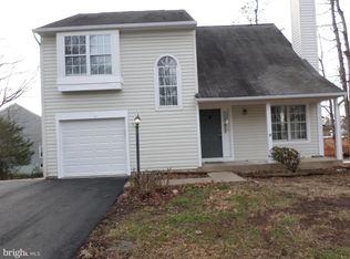 12482 Sulky Ct, Woodbridge, VA 22192