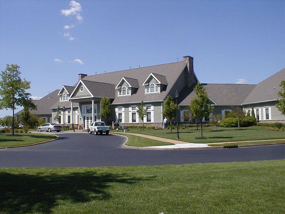 1st image of 4 Marlowe Ct