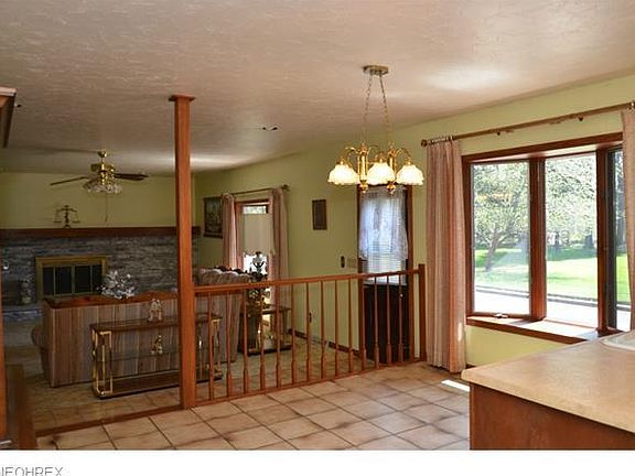 4th image of 624 Davidson Dr
