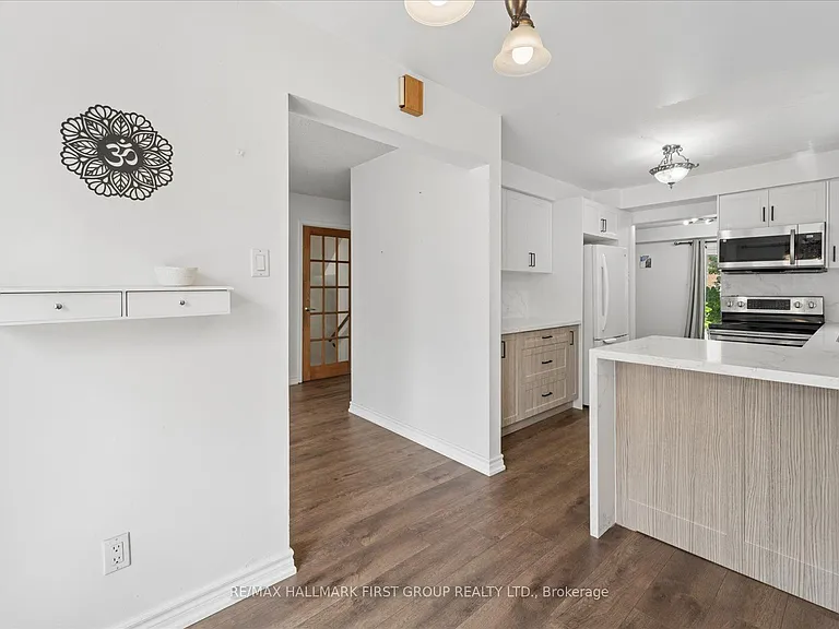 747 Stonepath Cir — Photo 6