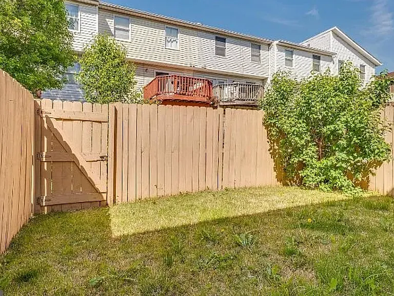 91 Stadium Cir — Photo 11