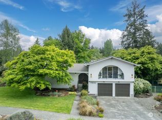 9806 43rd Pl NE, Seattle, WA 98115