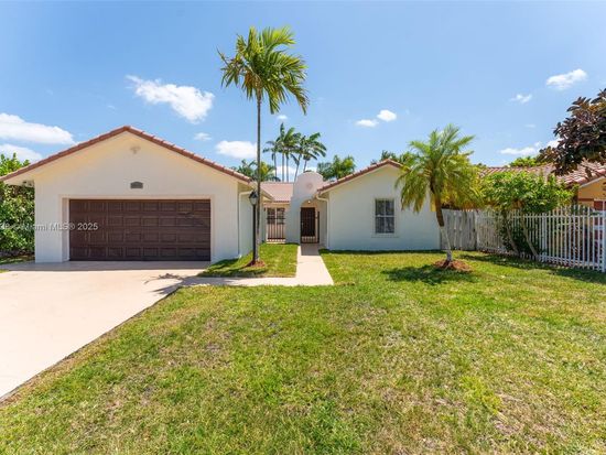 14862 SW 170th Ter, Miami, FL 33187