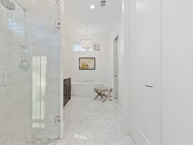 9847 Mixon Dr — Photo 20