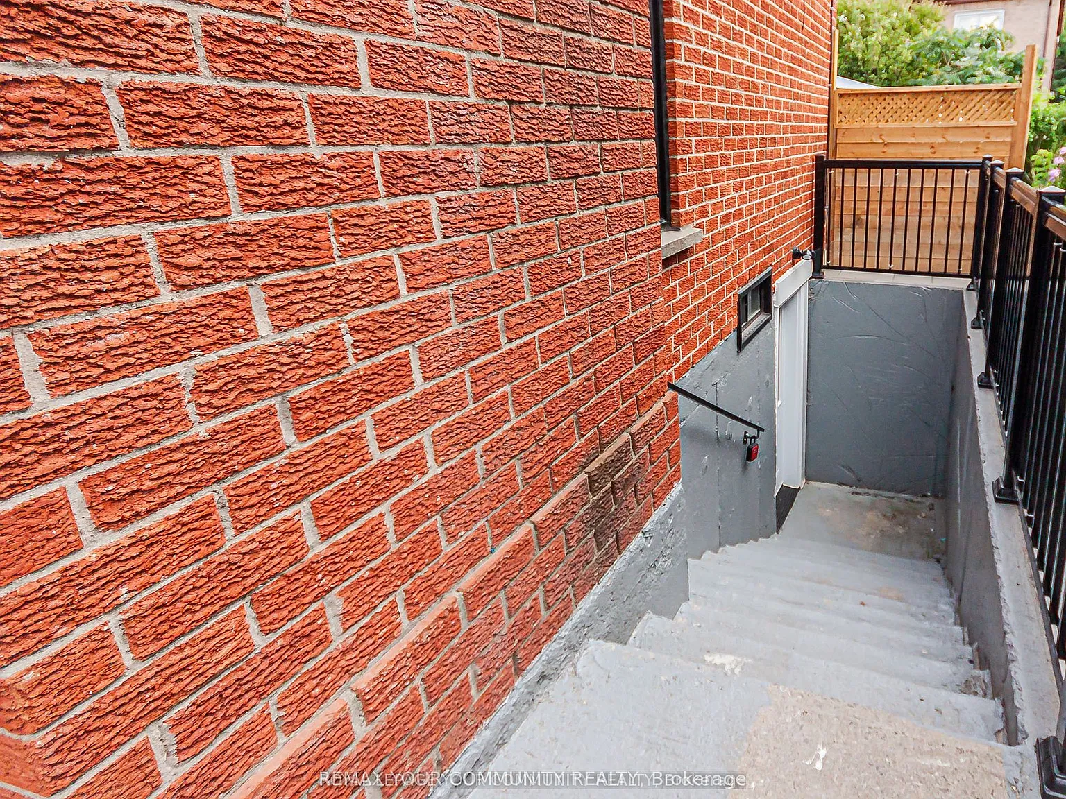 2 bed, $1,795 — Photo 4