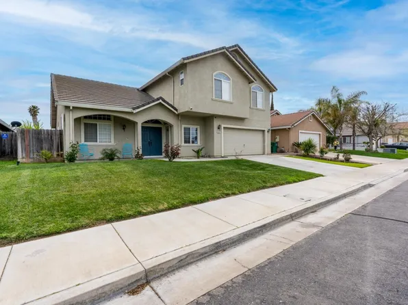 2231 Racquet Club Dr, Los Banos, CA 93635