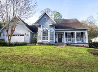 103 Kentwood Dr, Daphne, AL 36526