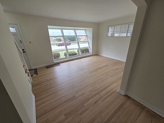 3rd image of 2156 Downey Rd