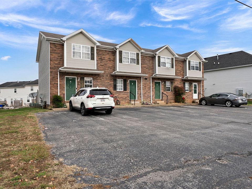 2nd image of 2043 Salisbury Dr