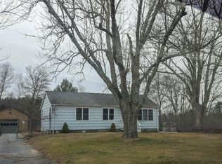 21 Washburn Rd, East Freetown, MA 02717