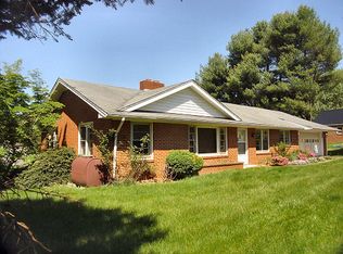 118 Colvard St, Jefferson, NC 28640