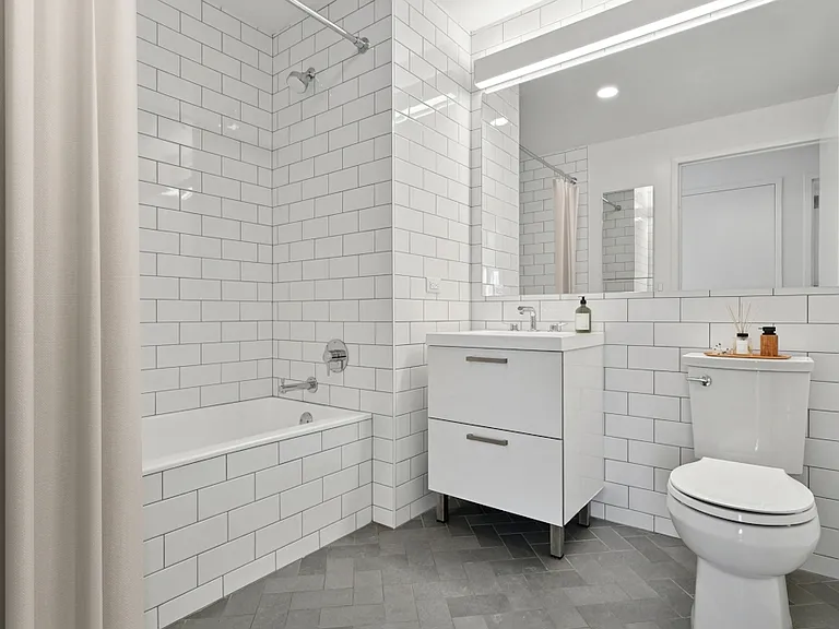 180 Broome St #708 — Photo 4